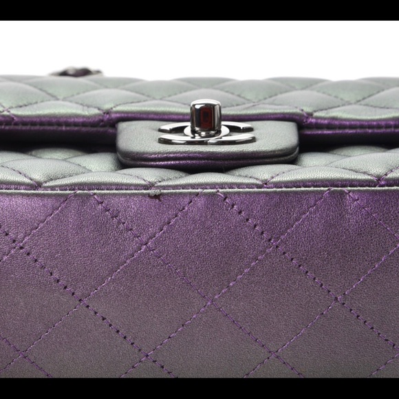 •••SOLD••••2017 CHANEL Mini Iridescent Purple - Picture 7 of 8